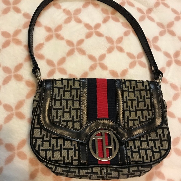 Tommy Hilfiger bag - Picture 2 of 4